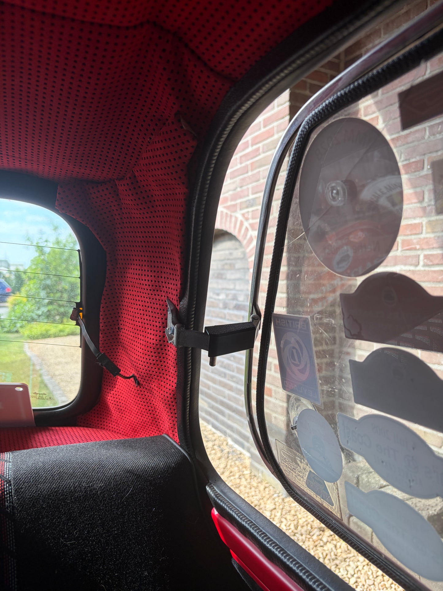 Classic Mini Rear Quarter Window Stop Blocks (Pair)