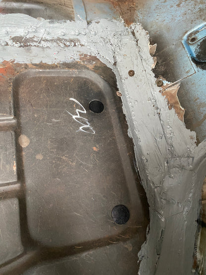 Floor & Engine Bay Panel Plugs – Mini Classic (Set of 10)